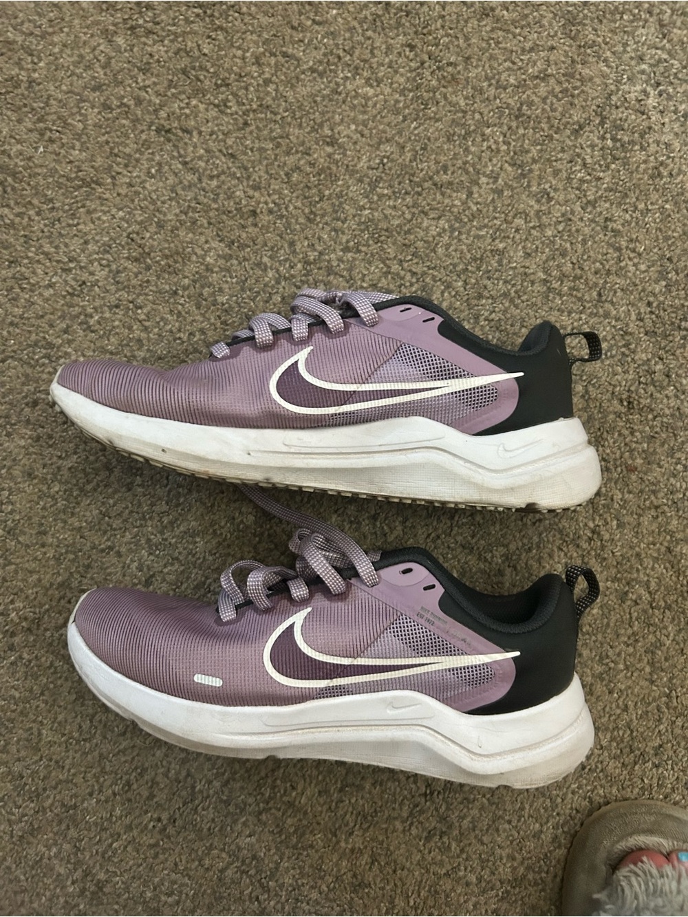 Nike Women’s Lavender Mesh Running Shoes with White Swoosh